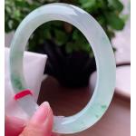飘花圆条手镯